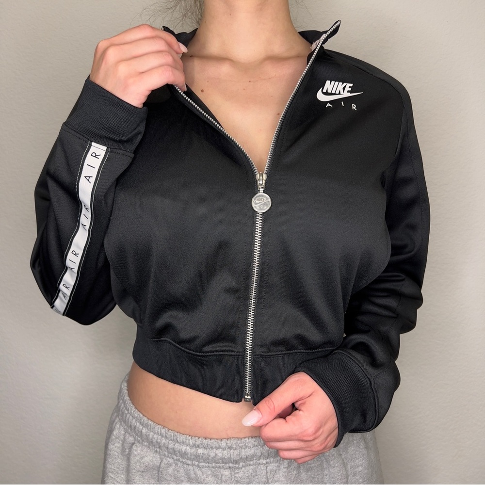 Nike crop top zip up hoodie